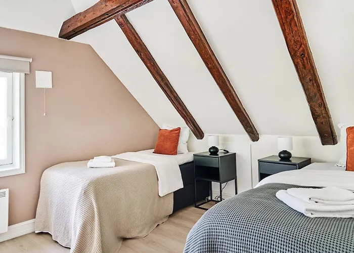 Queen's Cave By Staysville Apartamento *